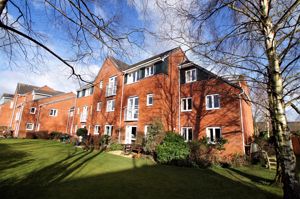 Lovell Court - click for photo gallery